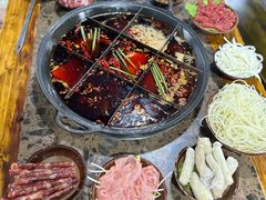 -正南齊北重庆老火锅(光华村直营店)