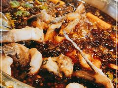 -肖肖酸萝卜鱼火锅(总店)