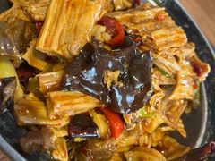腐竹牛腩煲-眼镜味道(德才店)