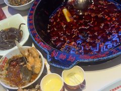 -何师傅美蛙鱼头(汉街店)