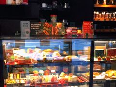 面包甜点陈列柜-星巴克(深圳五洲星苑店)