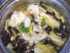 -千岛蚝高压锅生蚝·人参火锅(白云万达店)