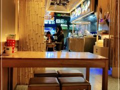 大堂-贰拾捌味·宜宾燃面(春熙路旗舰店)