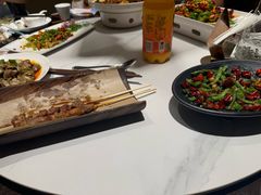-清真·卡德尔大叔新疆主题餐厅(龙汇路店)