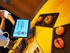 -星巴克臻选(华堂·新辰汇店)