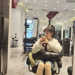 -BULB STUDIO 巴柏明星发型工作室