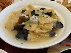-侬佳蒸菜馆(听潮店)