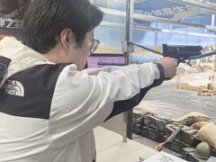 -都市枪神实弹射击俱乐部