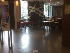 大堂-麦当劳(田林好又多店)