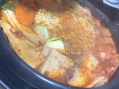 韩式部队火锅-烤路里·韩国品质自助烤肉(石路天虹4号店)