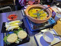 -龙巢盱眙龙虾·牛蛙·烧烤宵夜(八卦岭店)