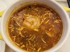 虾仁酸辣羹配古厨油条-北京厨房(西安SKP店)