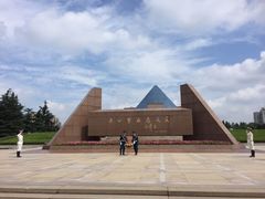 -上海市龙华烈士陵园