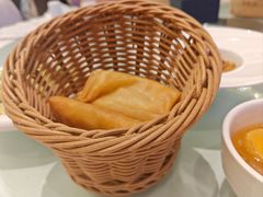 -万龙洲海鲜(大兴绿地缤纷城店)