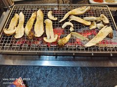 -長壹旋转烤吧 农家鸡火锅