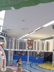 -孩子王童乐园(西安盛龙店)
