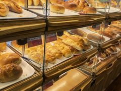 面包甜点陈列柜-新侨三宝乐面包店(崇文门店)