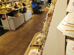 -三福时尚(三峡广场华夏银座店)