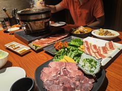 -山之屋炭火烧肉·生啤畅饮(大朗万科中央公园店)