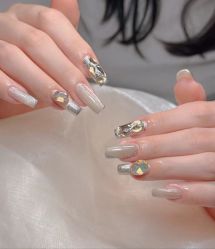 -芊冉•美甲美睫纹绣