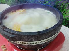 -墨脱石锅椰子鸡•海鲜糟粕醋(榆亚路店)