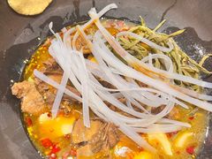 -玺炖·中国铁锅炖(虹桥天街店)