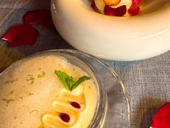 -弦月窗LUNETTE BY AMANDA(复兴路店)