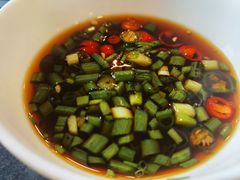 辣椒沾水-老来福·非遗酸汤兔(凯旋路店)