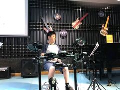 -IN-SHOW音秀音乐艺术中心 架子鼓钢琴(大宁校区)