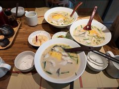 -荣家黄鱼面(南京西路店)