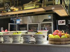 自助取餐区-钱小奴海鲜自助黑金店(杭州滨江龙湖店)