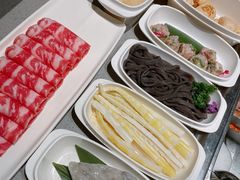 -海底捞火锅(金山百联店)