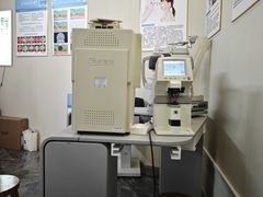-卡罗林蔡司授权门店(南京东路店)
