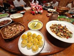 -老滇山寨•云南特色菜•地方菜•民族风情歌舞表演(金碧店)