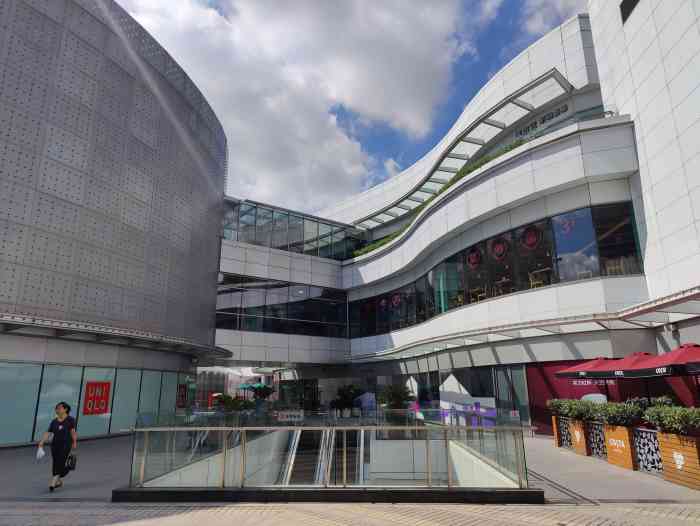 嘉亭荟城市生活广场-"离家很近,经常和朋友去,带和喜欢的人去看.