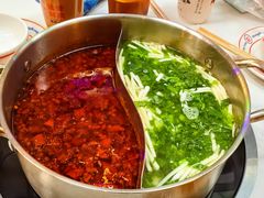 鸳鸯锅-活潑鲜跳(湖滨商业街店)