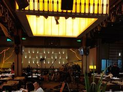 -洛缦音乐餐厅(工业展览馆万象城店)