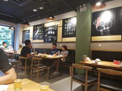 大堂-一顿烧烤(八经街店)