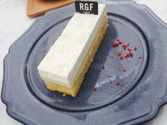 -RGF(巨鹿路店)