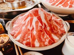 -茅草房·河畔园林火锅