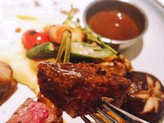 -阿妮叶李(光谷世界城店)