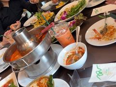 -Chom Cafe and Restaurant