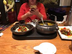 -云海肴·汽锅鸡·云南菜(天山百盛优客店)