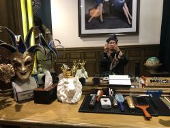 -TWOFACE 双面理发馆