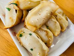 -小姜锅贴(凤凰街店)