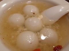 桂花醪糟黑芝麻汤圆-魏家凉皮(博水商务大厦店)