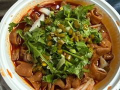 -牛师傅牛肉面(尚隆路店)