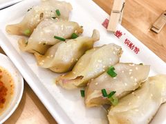 -小姜锅贴(凤凰街店)