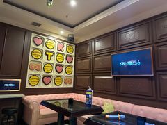 -范特西FANTASY量贩式KTV(民主广场店)