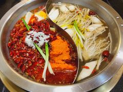 -沸炉重庆老火锅(军事博物馆店)
